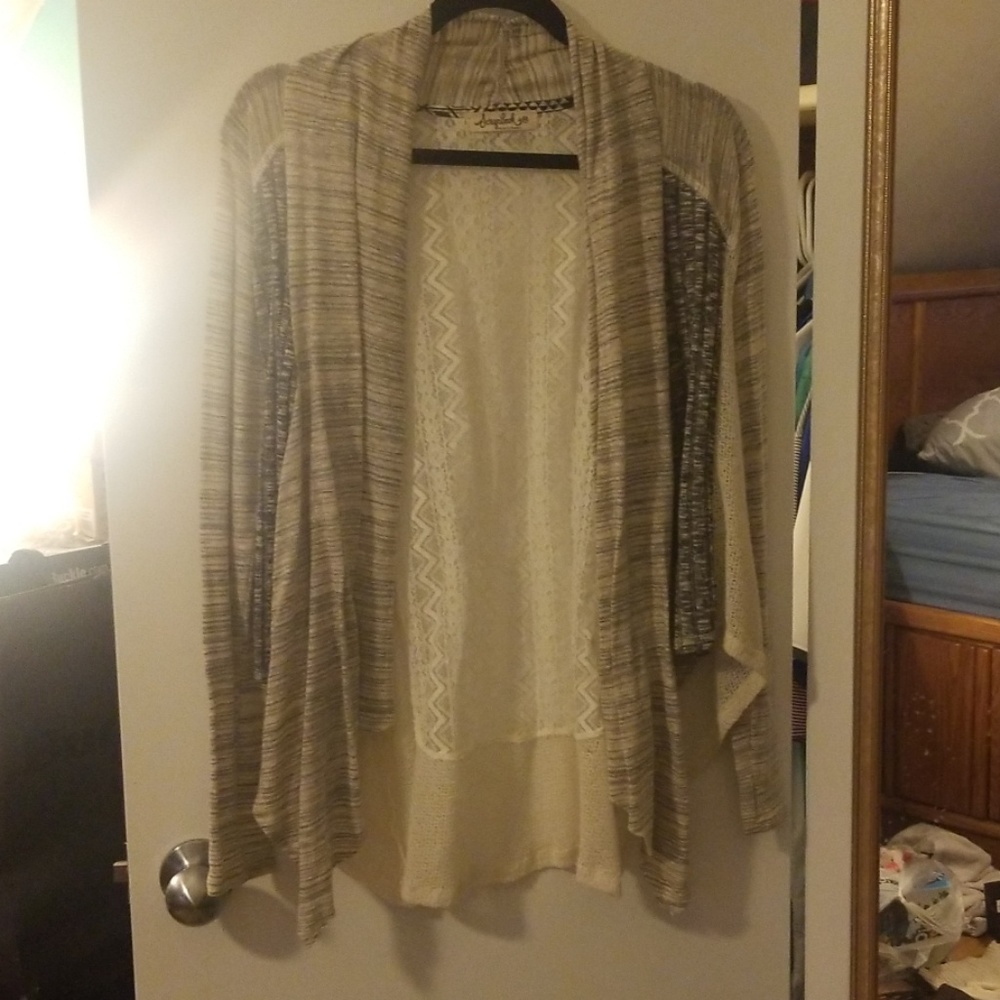 Lacy detail Cardi
